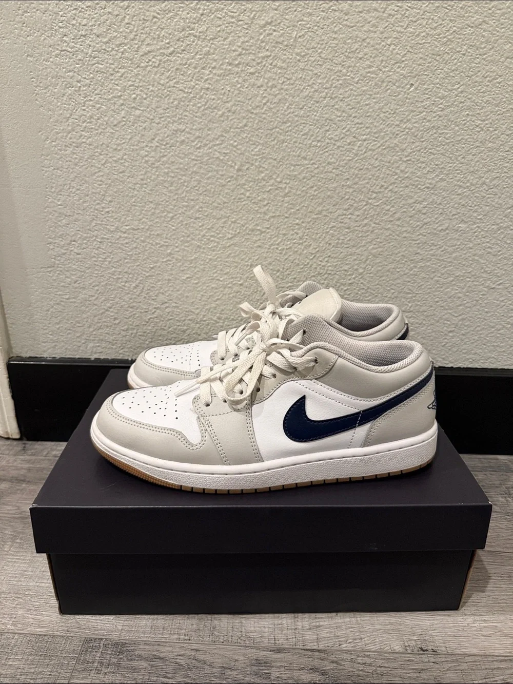Jordan’s low-tops